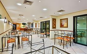 Flat Hotel Rua Americo Brasiliense 2163 Uh1208
